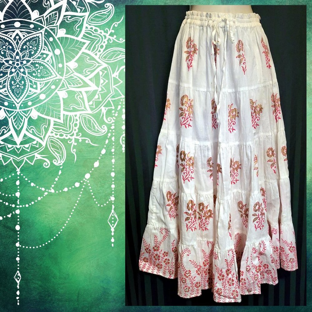 Essence Couture M/L African Floral Tiered Skirt